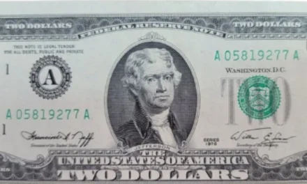 1976 $2 Dollar Bill Faulty Alignment